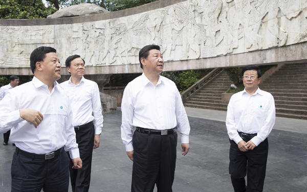 习近平考察贵州